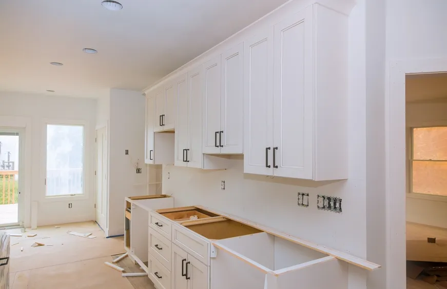 Maximizing Storage Space in Your Kitchen with Clever Cabinet Solutions