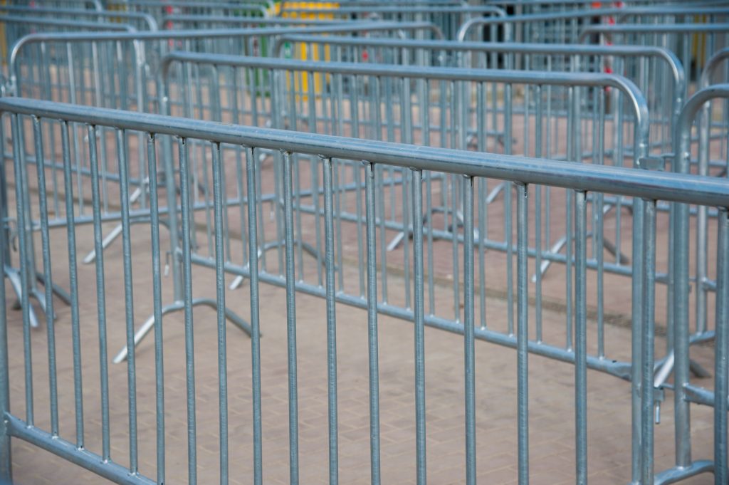 Crowd Control Barrier Hire Melbourne: A Complete Checklist for Temporary 